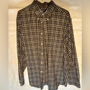 Roundtree & Yorke Men’s button down shirt XL
